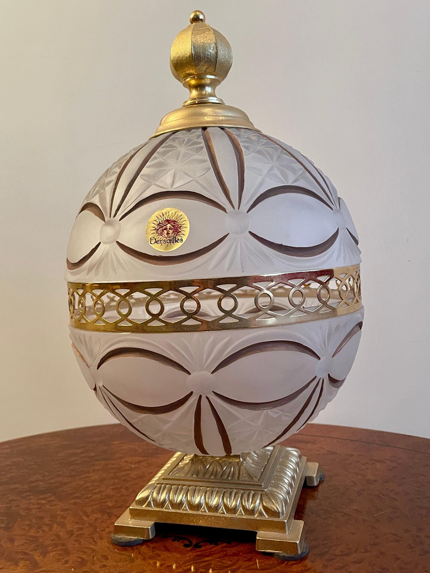 Coppa italiana in vetro fumé e bronzo dorato anni '80