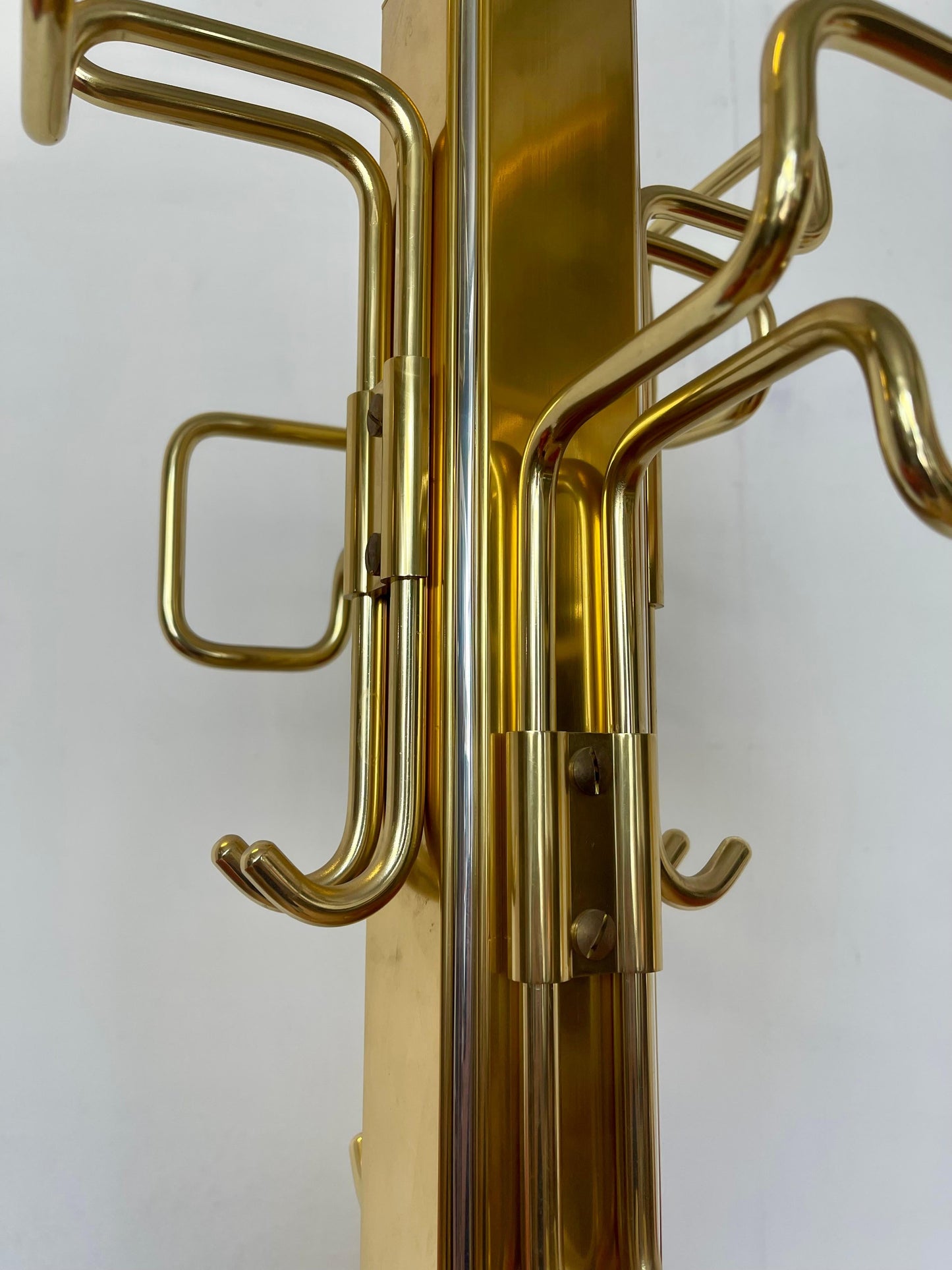 Attacapanni in ottone design belgo chrom vintage anni '90