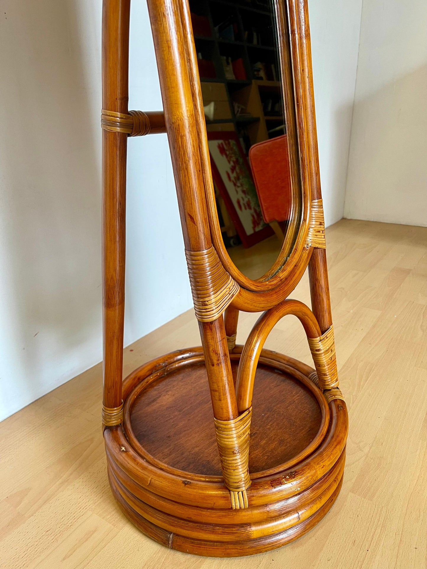 Specchio da terra circolare in Bambu e Rattan anni 70