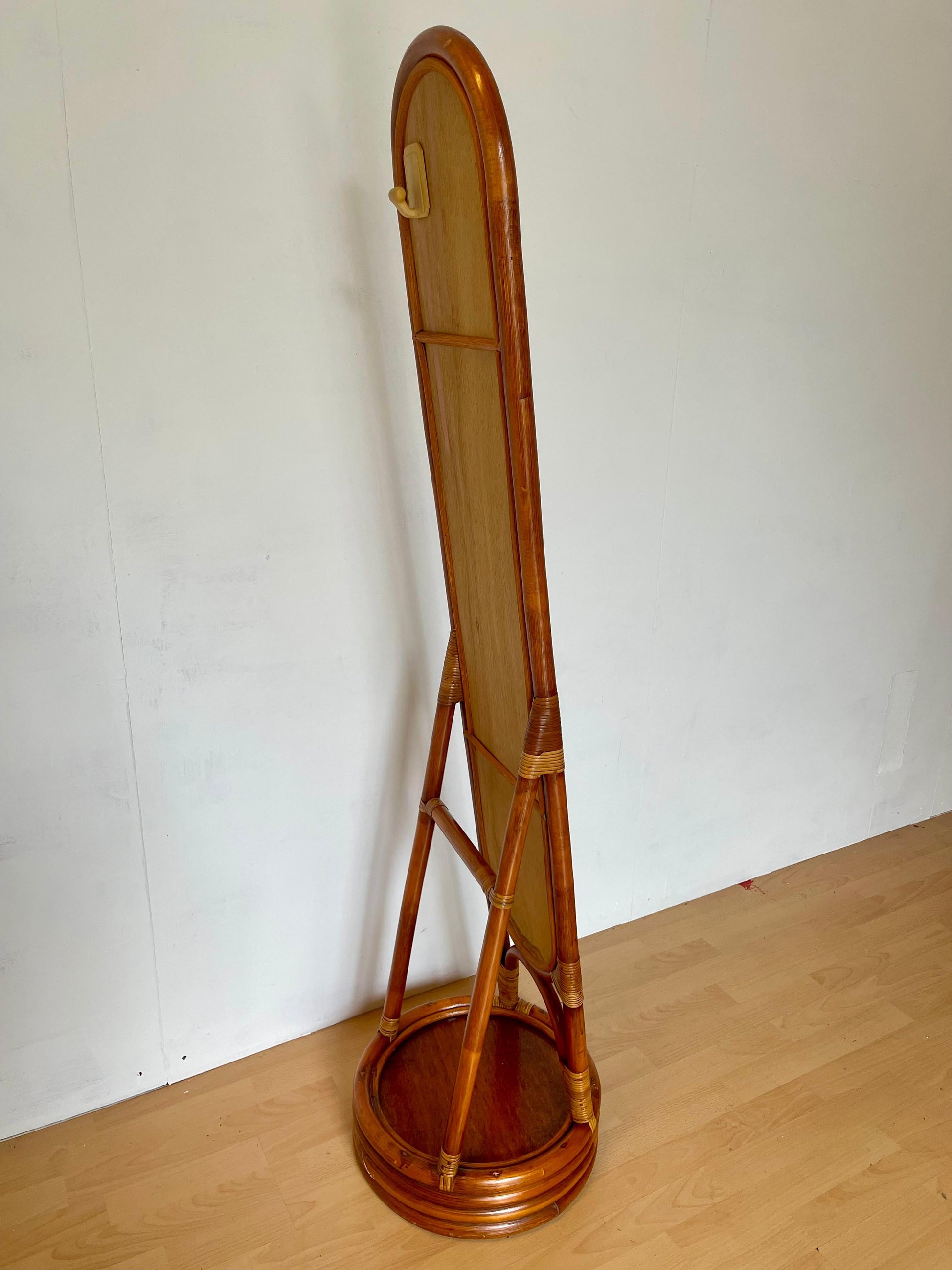 Specchio da terra circolare in Bambu e Rattan anni 70