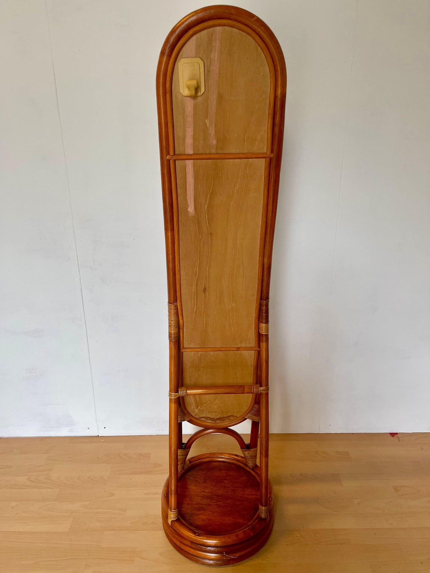 Specchio da terra circolare in Bambu e Rattan anni 70