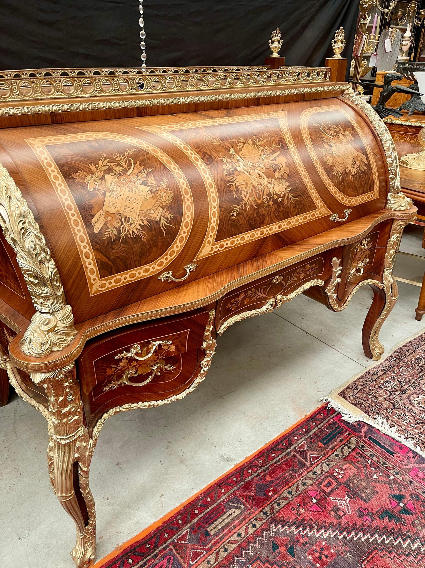 Maestosa Scrivania Style Luigi XV - Francia