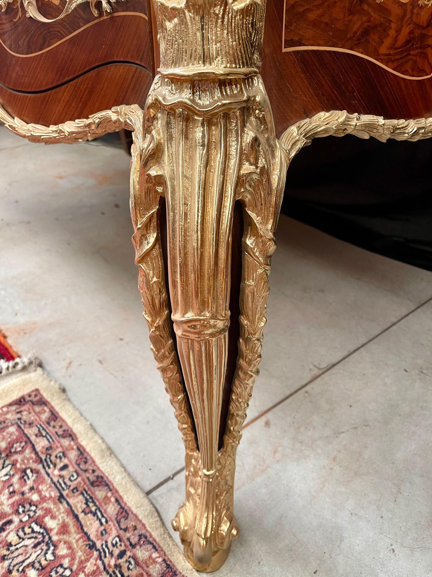 Maestosa Scrivania Style Luigi XV - Francia