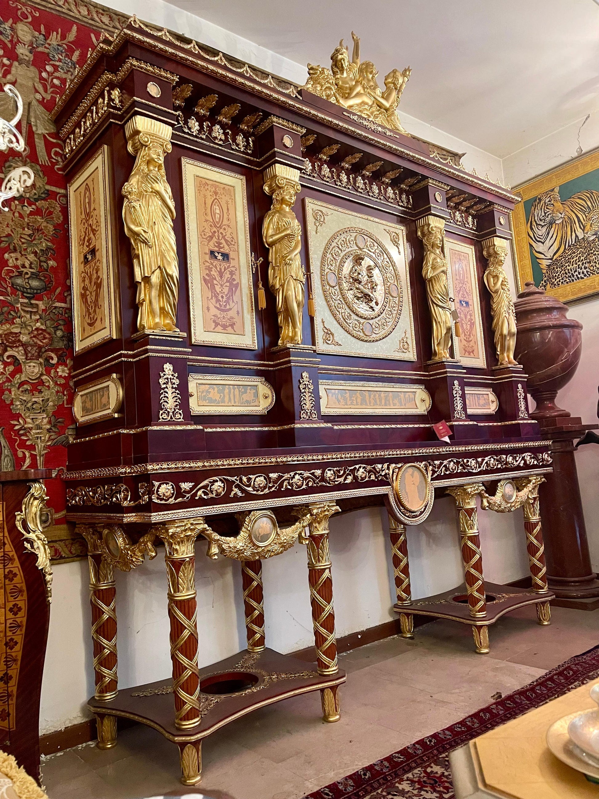 Grande monetiere Maria Antonieta placcato in oro, XX SECOLO