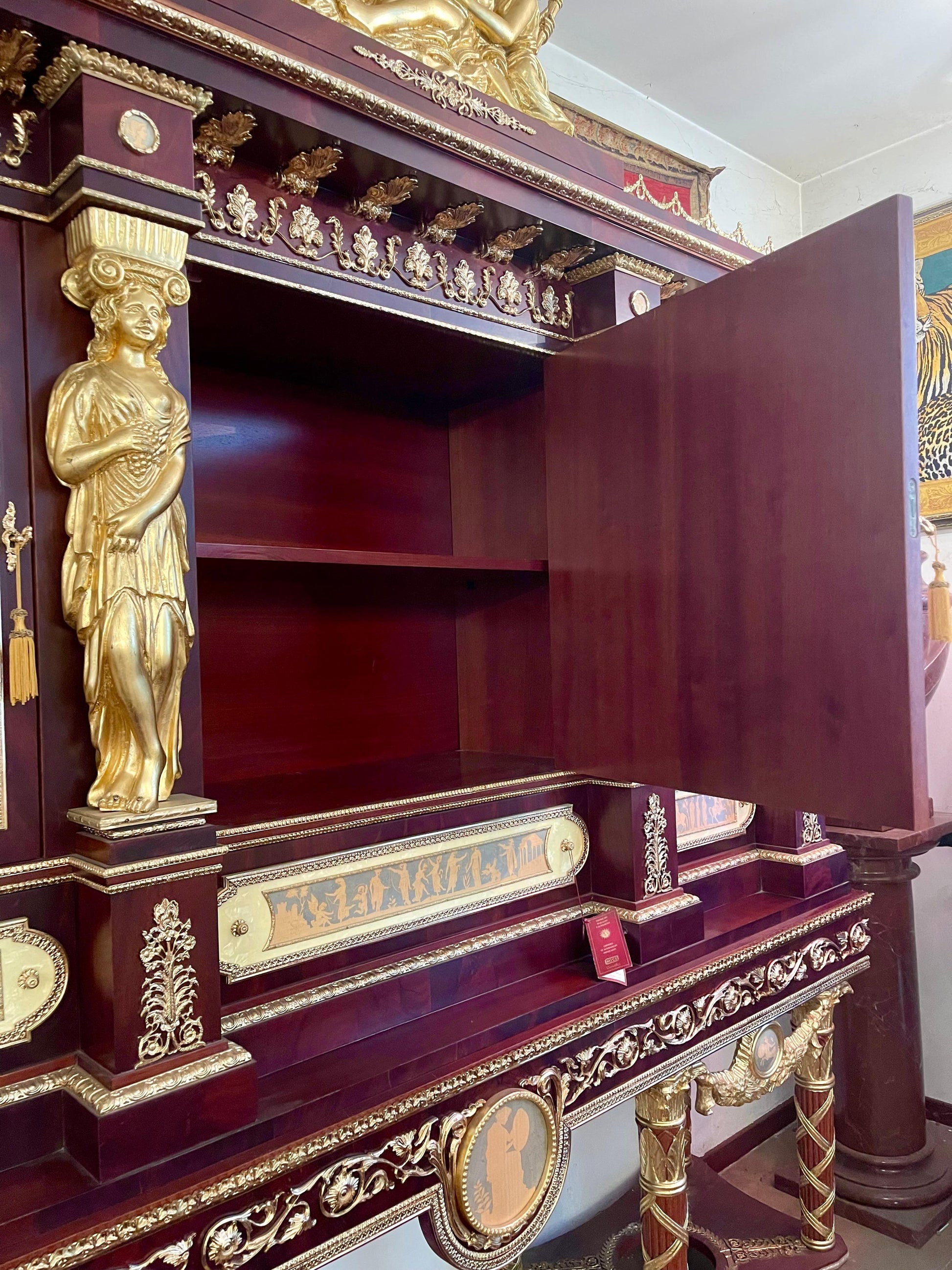 Grande monetiere Maria Antonieta placcato in oro, XX SECOLO