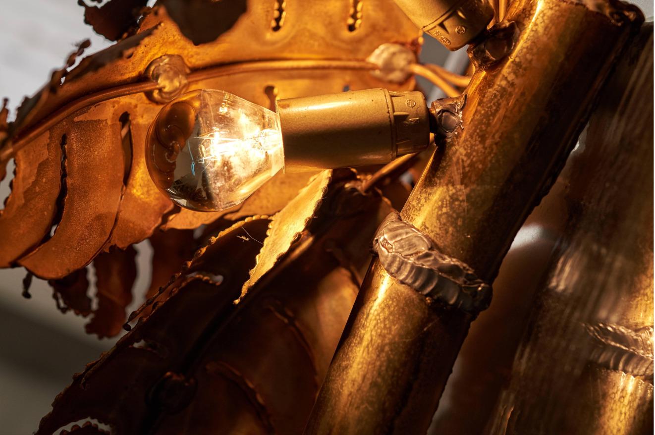 Favoloso pezzo esclusivo di specchio con palma illuminata della Maison Jansen