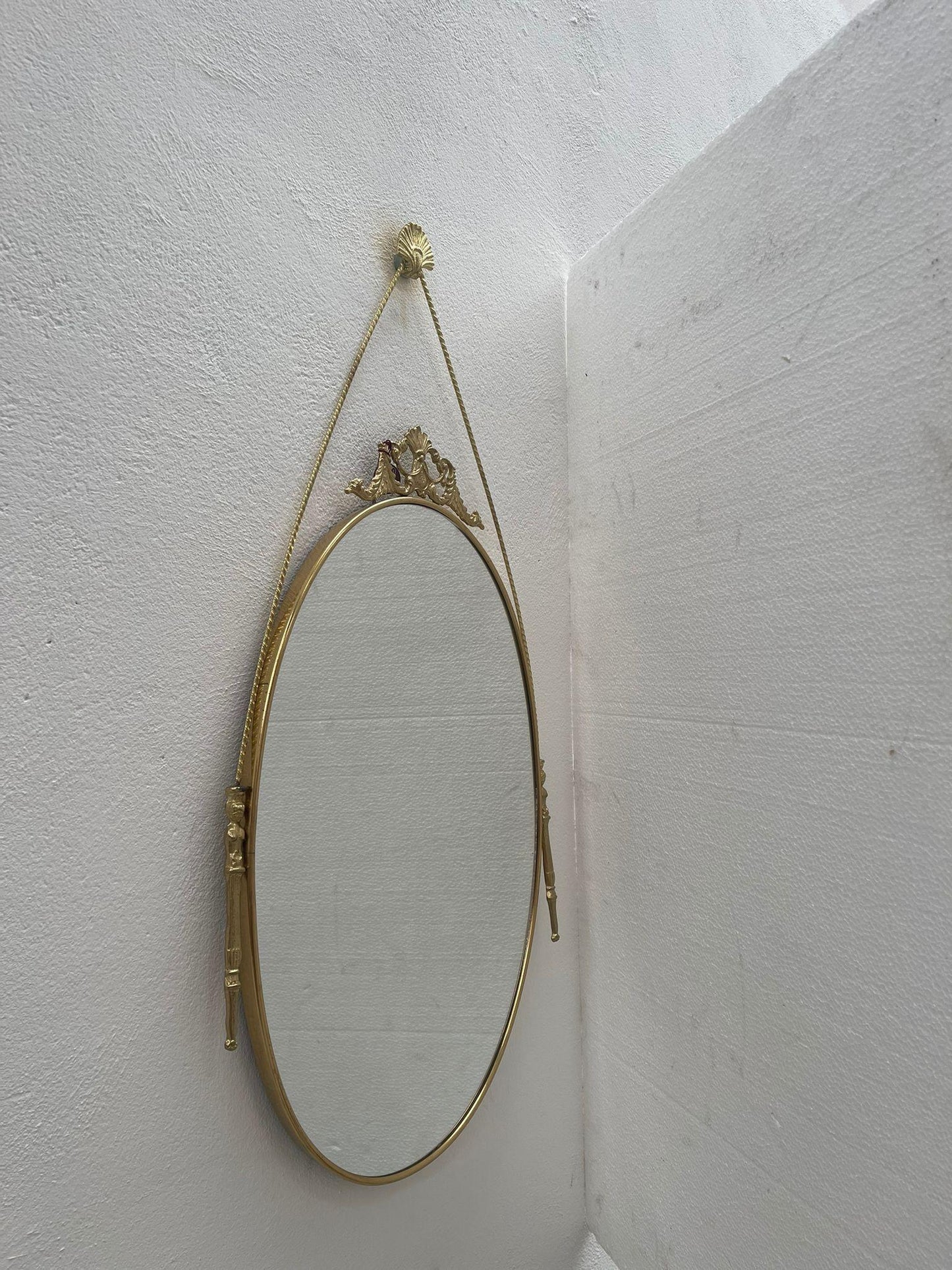 Specchio da parete in ottone del XX secolo