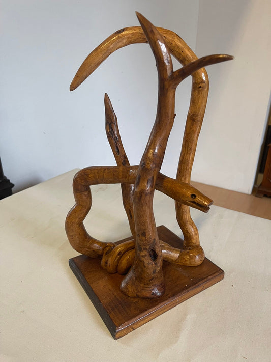 Scultura "Serpente Avvolgente"