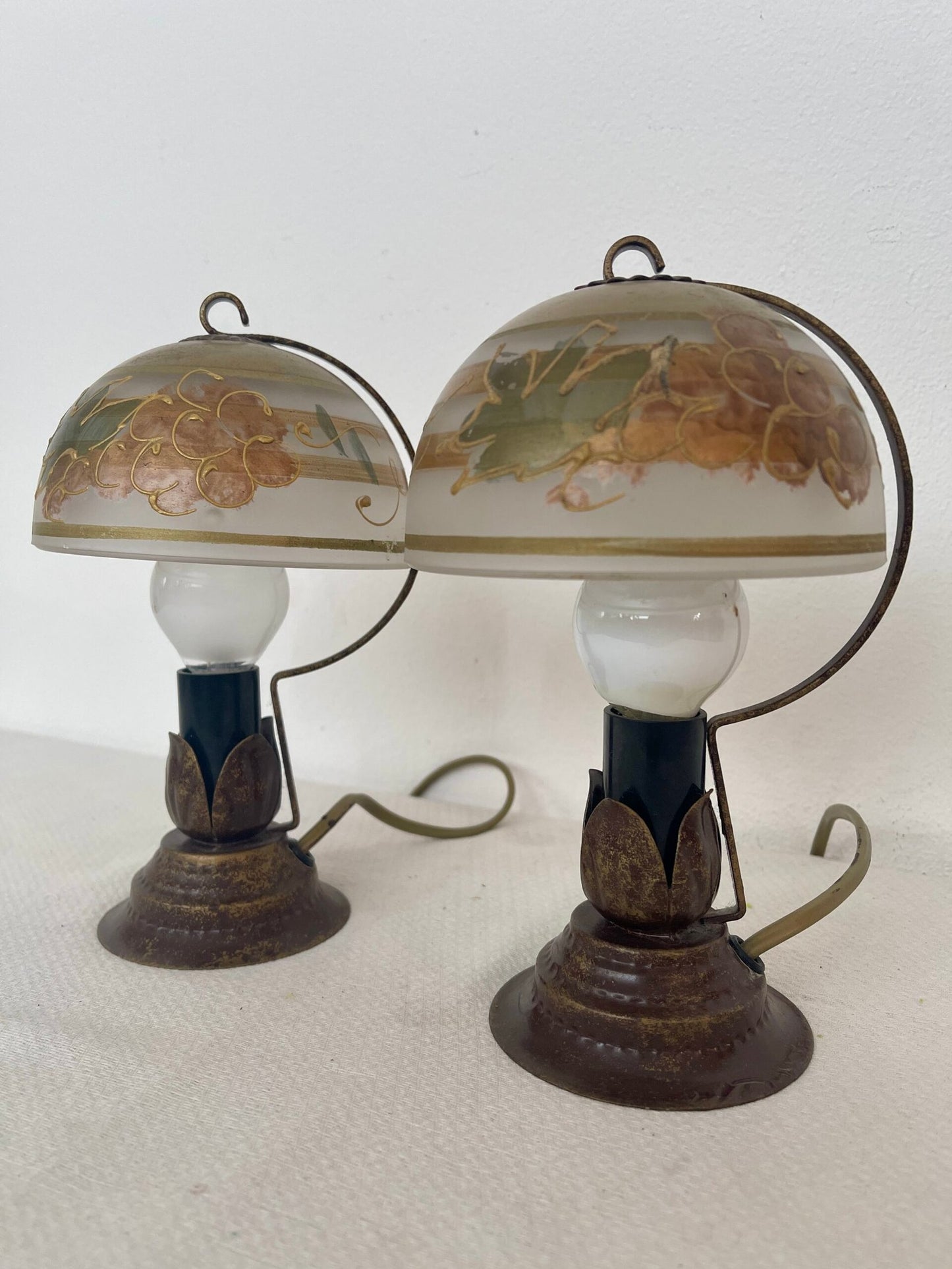 Coppia di lampade da Comodino Con Paralume Dipinto a Mano