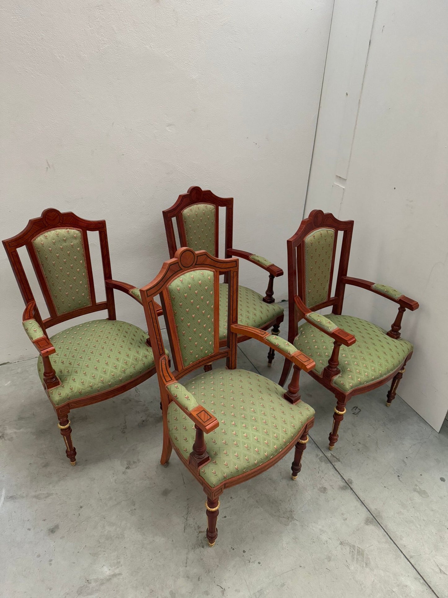 Poltroncine Neoclassiche