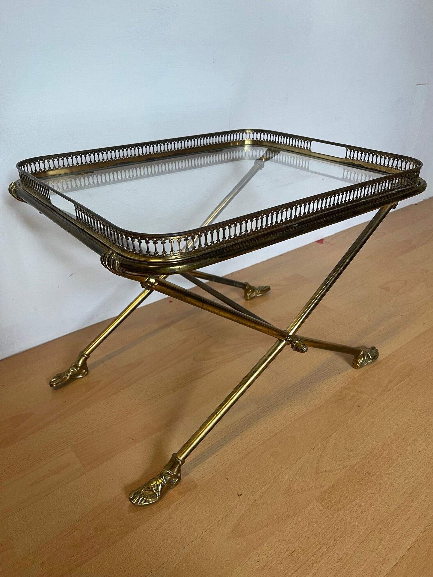 Tavolino Empire con Gambe a Zampa di Leone