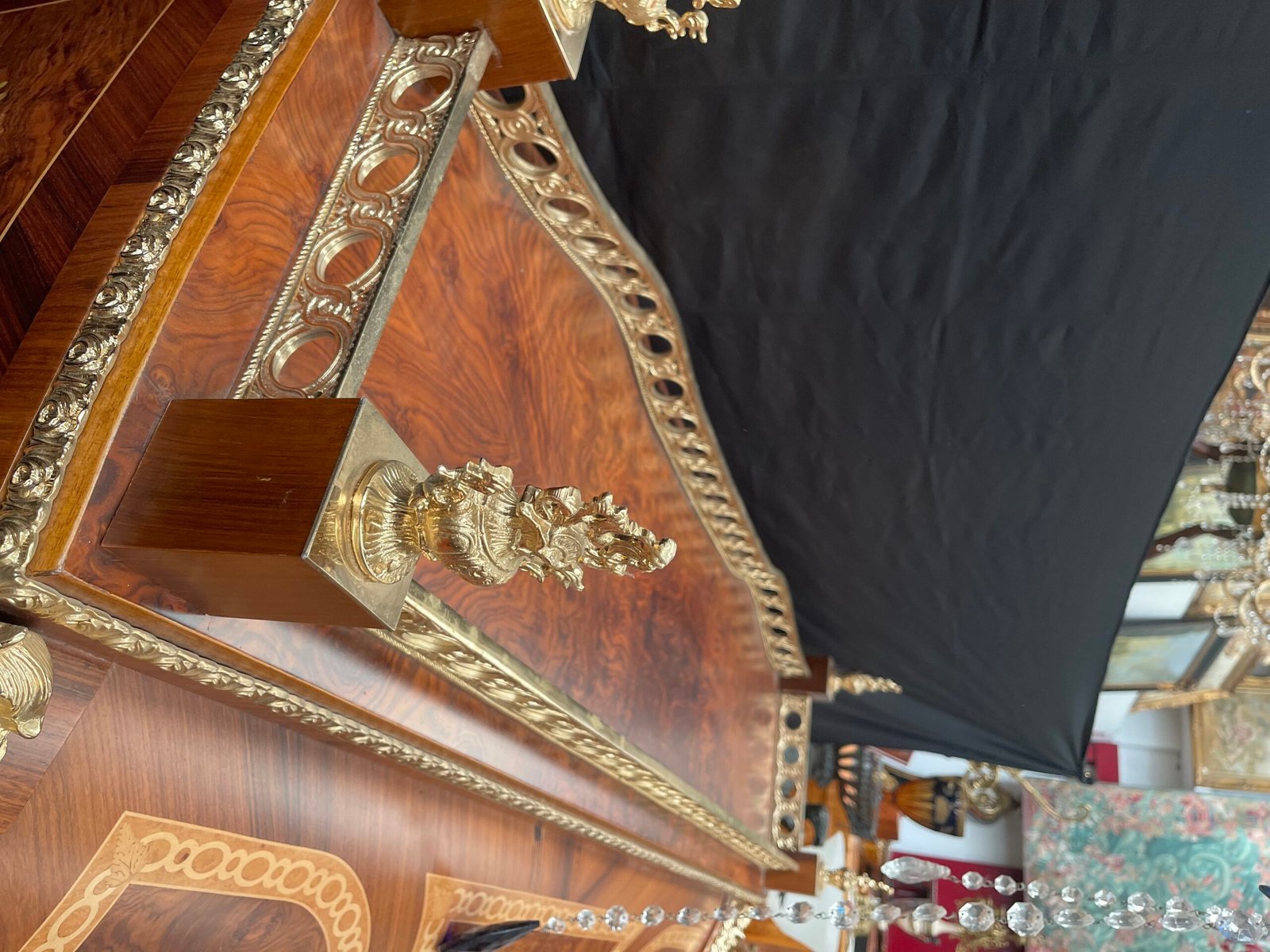 Bureau à cylindre in stile Luigi XV