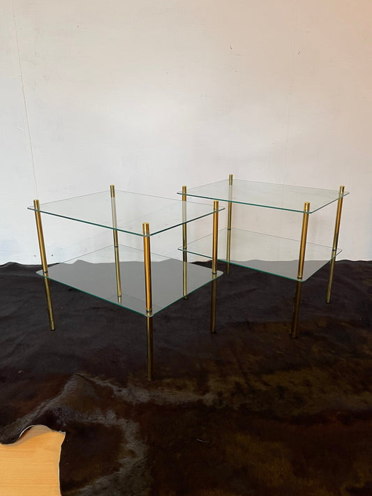 Coppia di Tavolini Vintage in Vetro e Ottone – Design Modernista anni ‘70