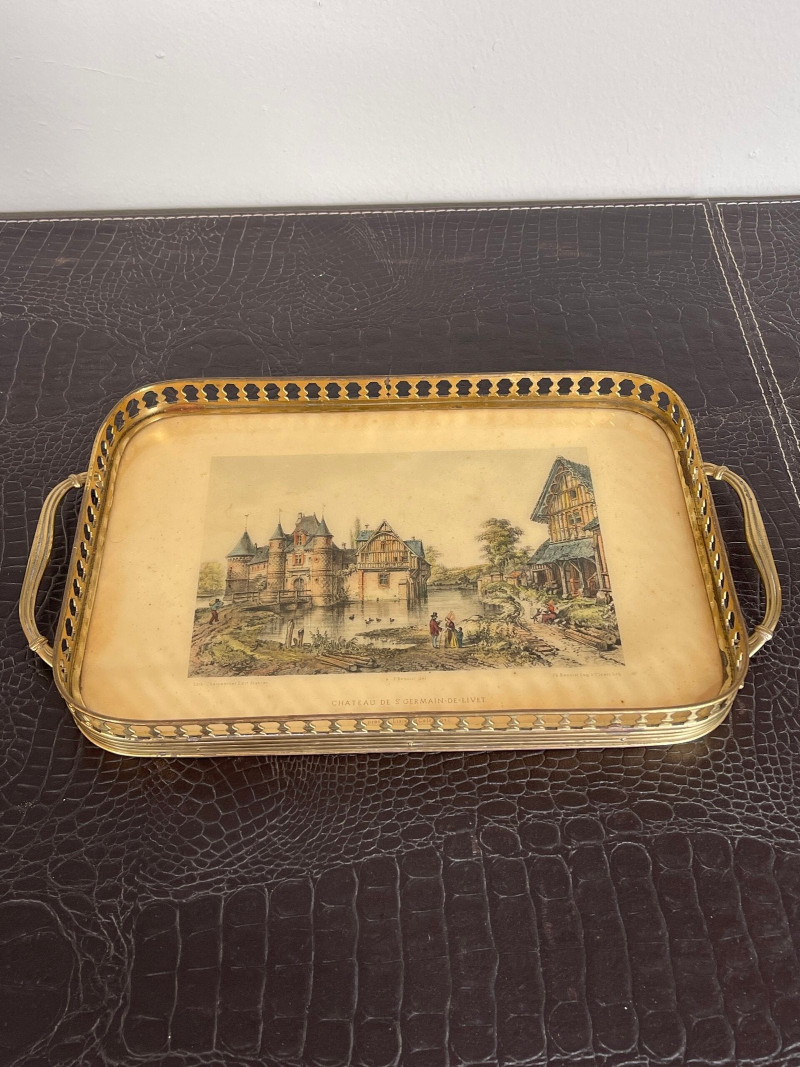 Vassoio Vintage con Stampa Antica del Château de Saint-Germain-de-Livet