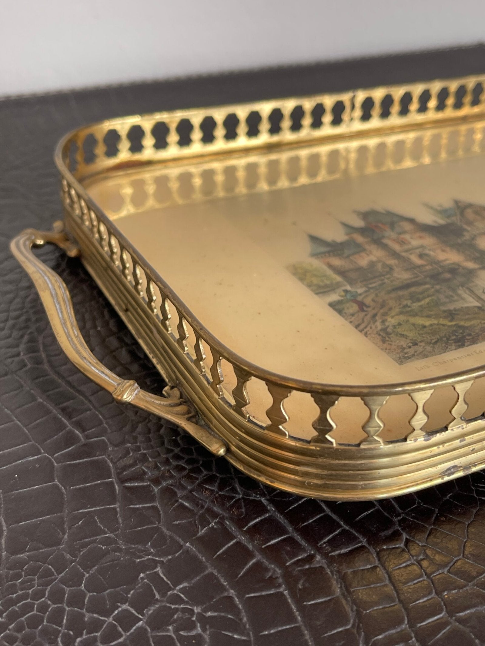 Vassoio Vintage con Stampa Antica del Château de Saint-Germain-de-Livet