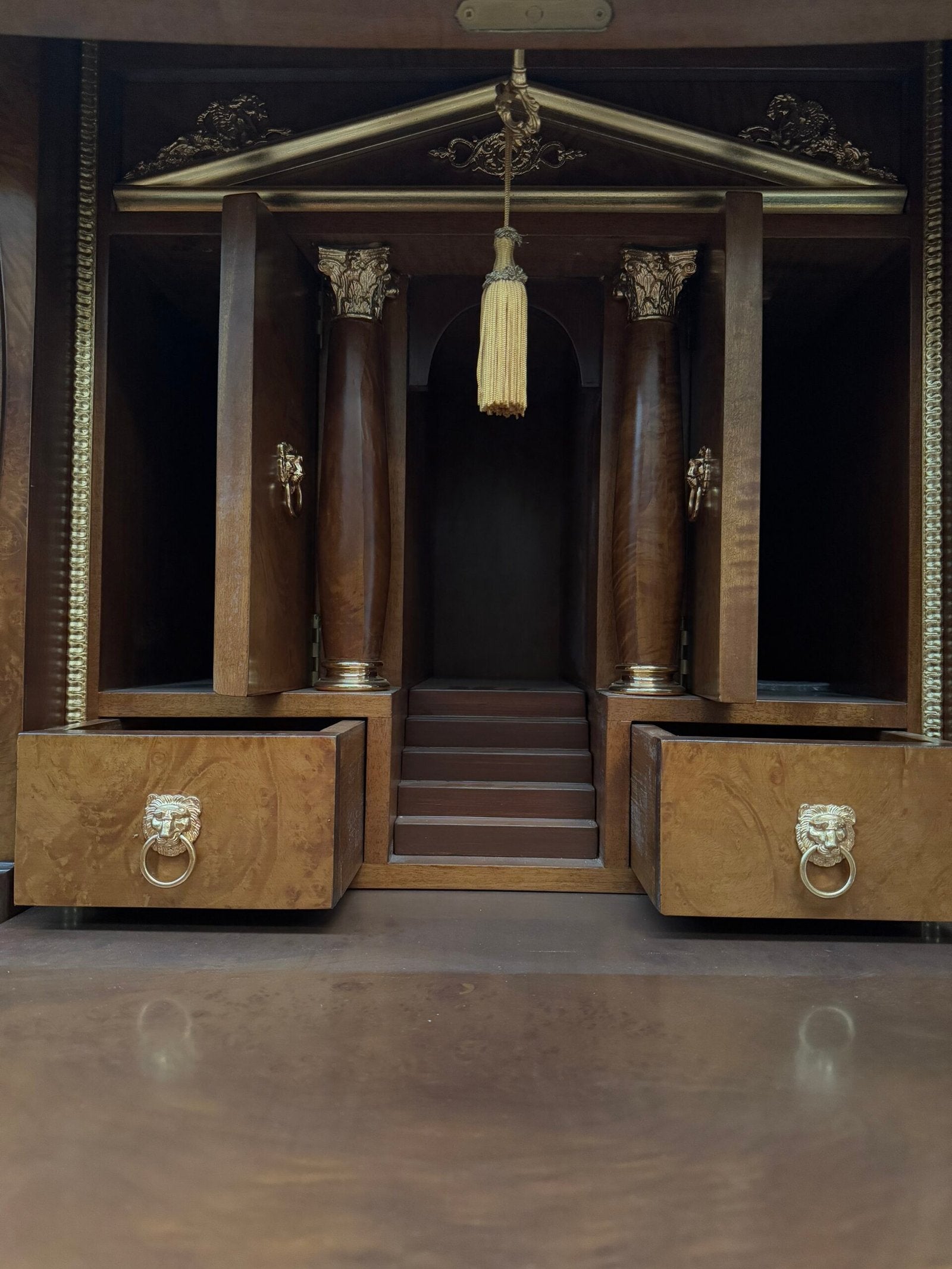 “L’Armonia Imperiale” – Secrétaire in Radica e Bronzo