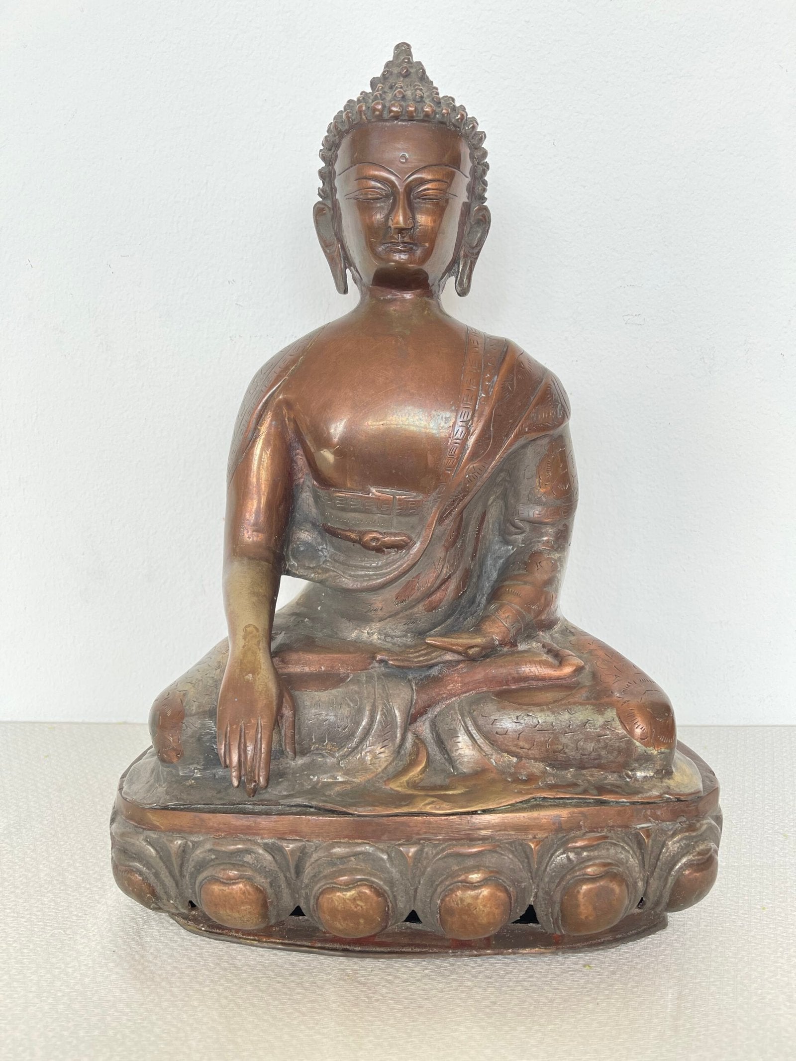 Statua del Buddha in Meditazione – Stile Orientale Classico