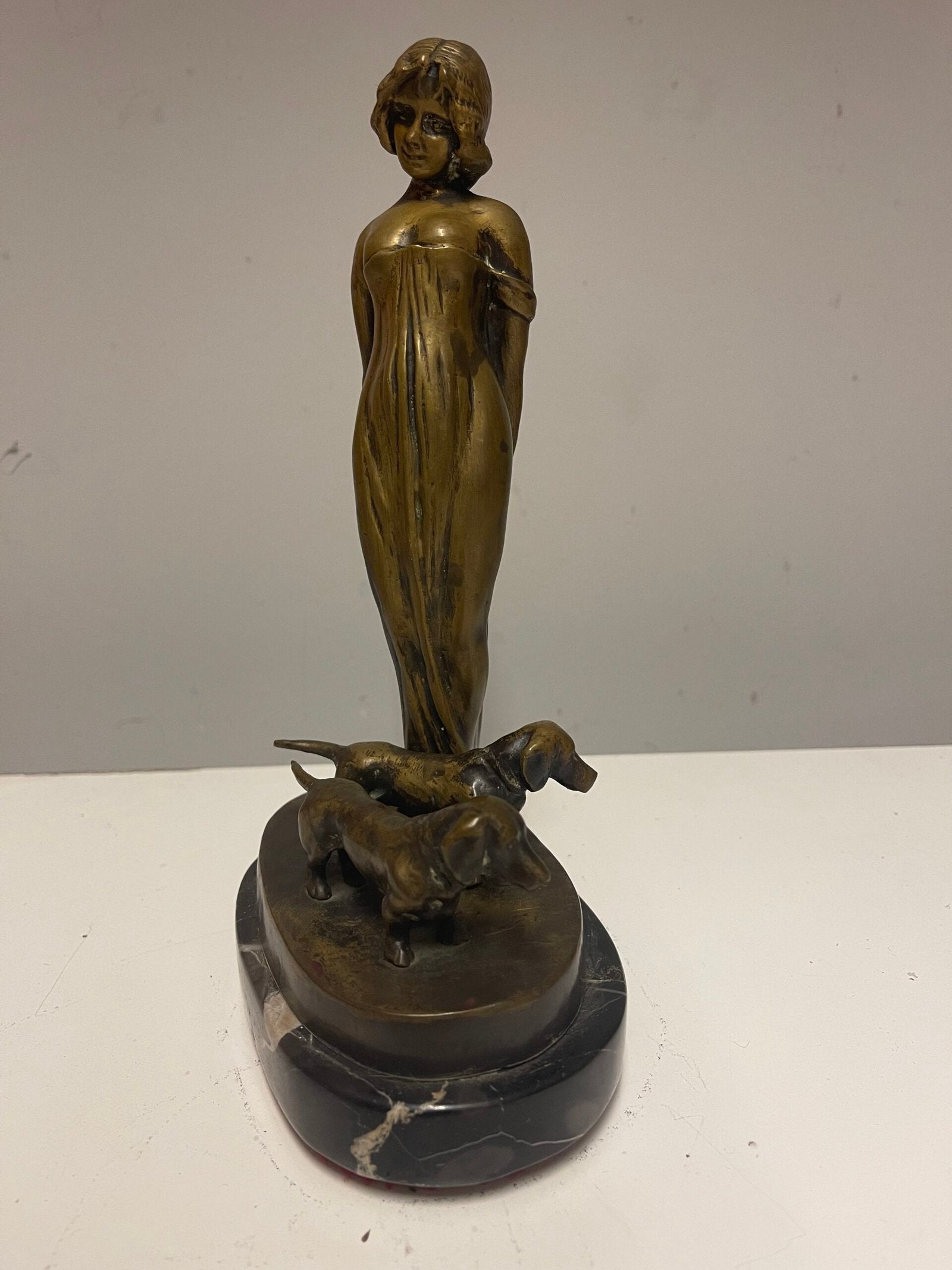 Scultura in Bronzo Patinato Art Déco