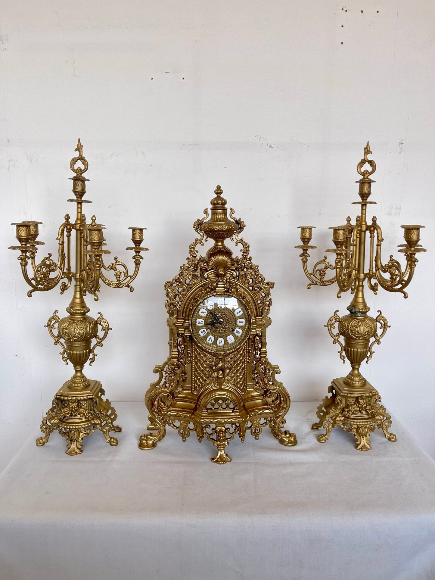 Set orologio da Caminetto con Candelabri - stile Barocco in Bronzo Dorato