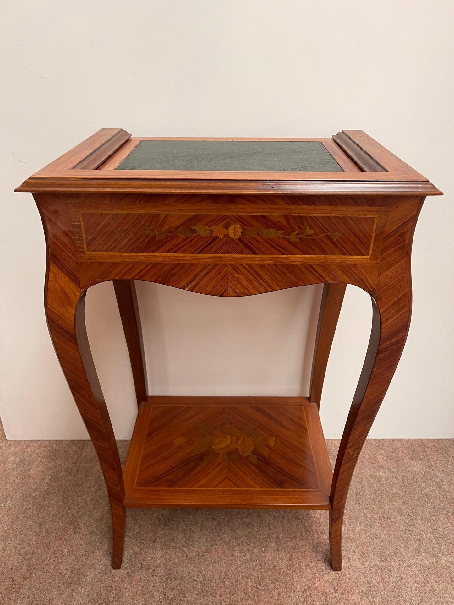 Elegante Tavolino da Salotto