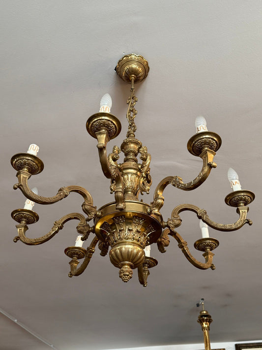 Lampario italiano in bronzo dorato - Stile Luigi XVI, Maestoso e Raffinato