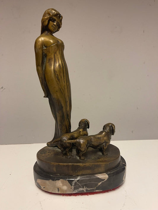 Scultura in Bronzo Patinato Art Déco