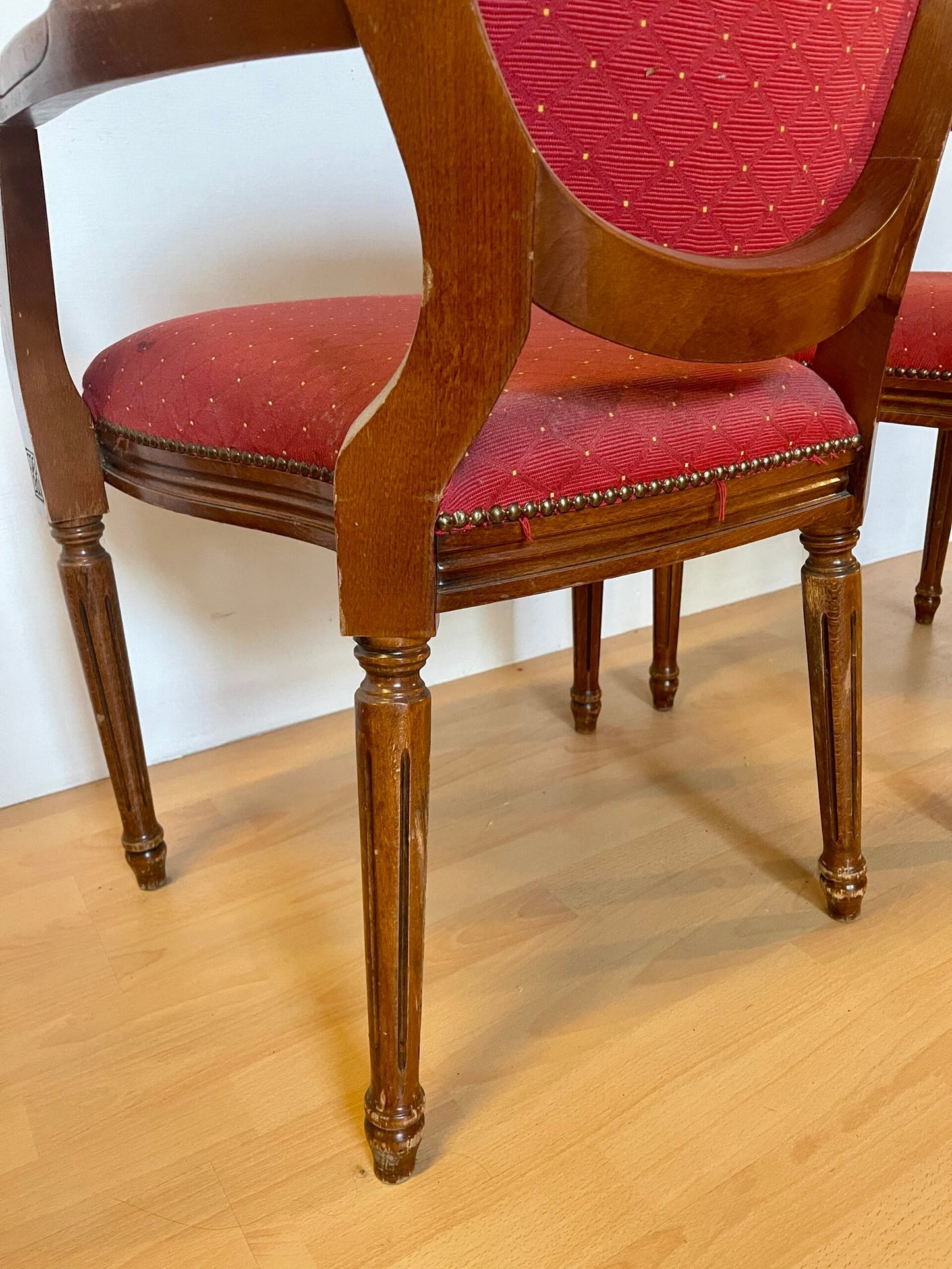 Colonnina d'appoggio vintage in legno massello