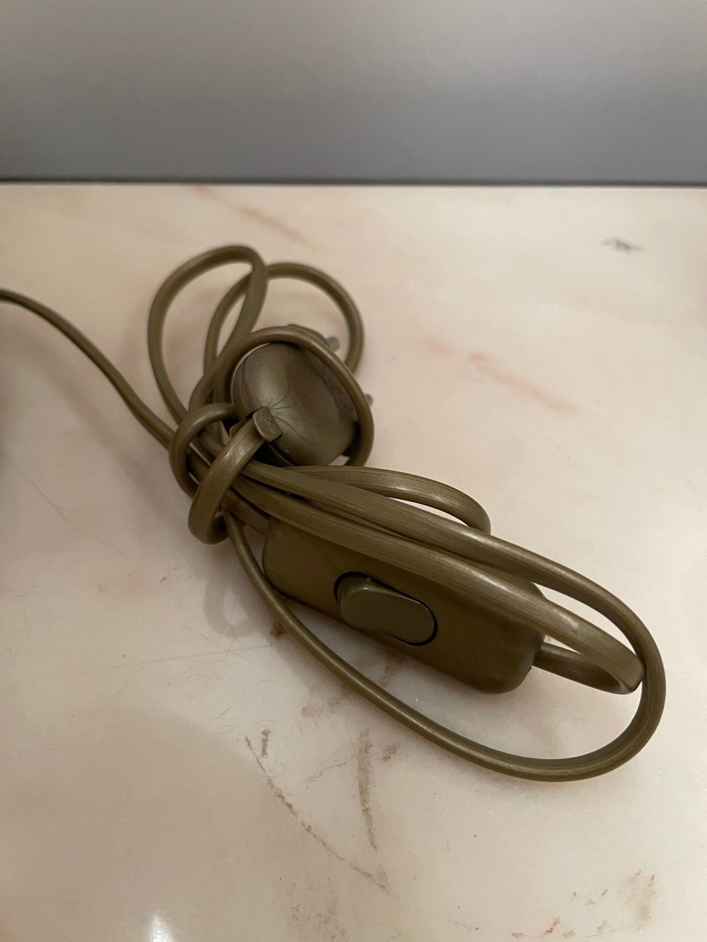 Coppia di lampade da tavolo in stile classico con Paralume Ricamato