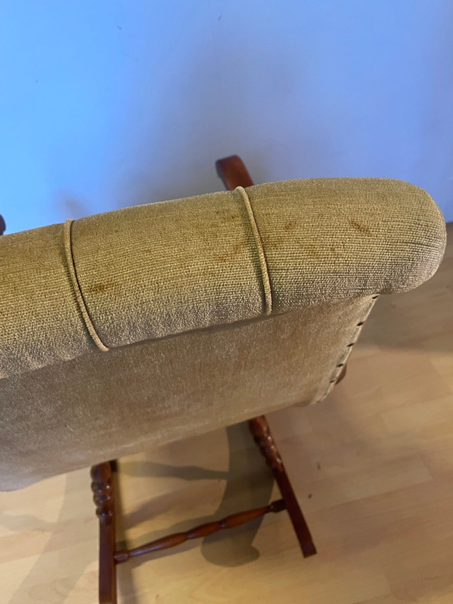 Confortevole sedia a dondolo vintage