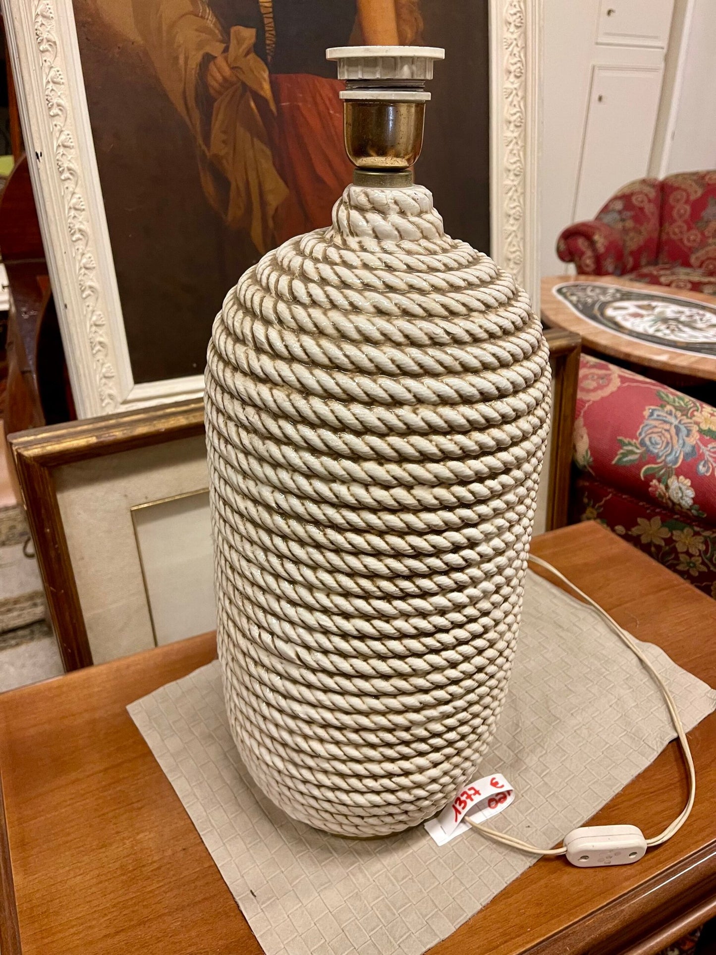 Fotografia da tavolo «PHP» in ceramica Rivestita a Corda