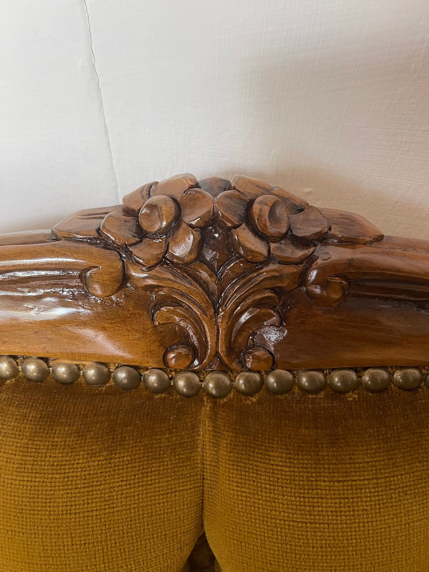 Coppia di Poltrone Vintage in Stile Barocco Francese