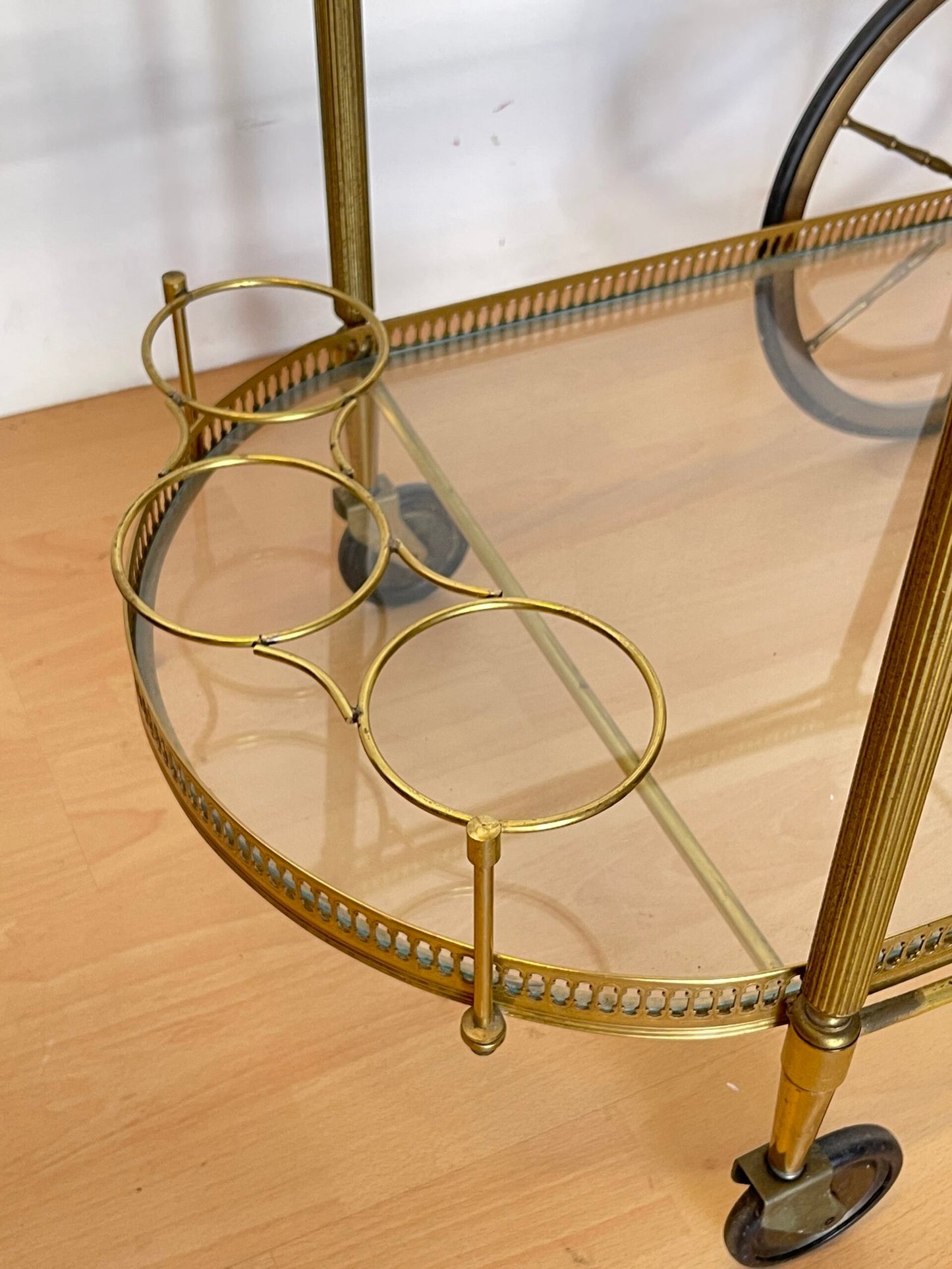 Carrello Bar vintage in Ottone e Vetro, anni 60 «Eleganza Dorata»