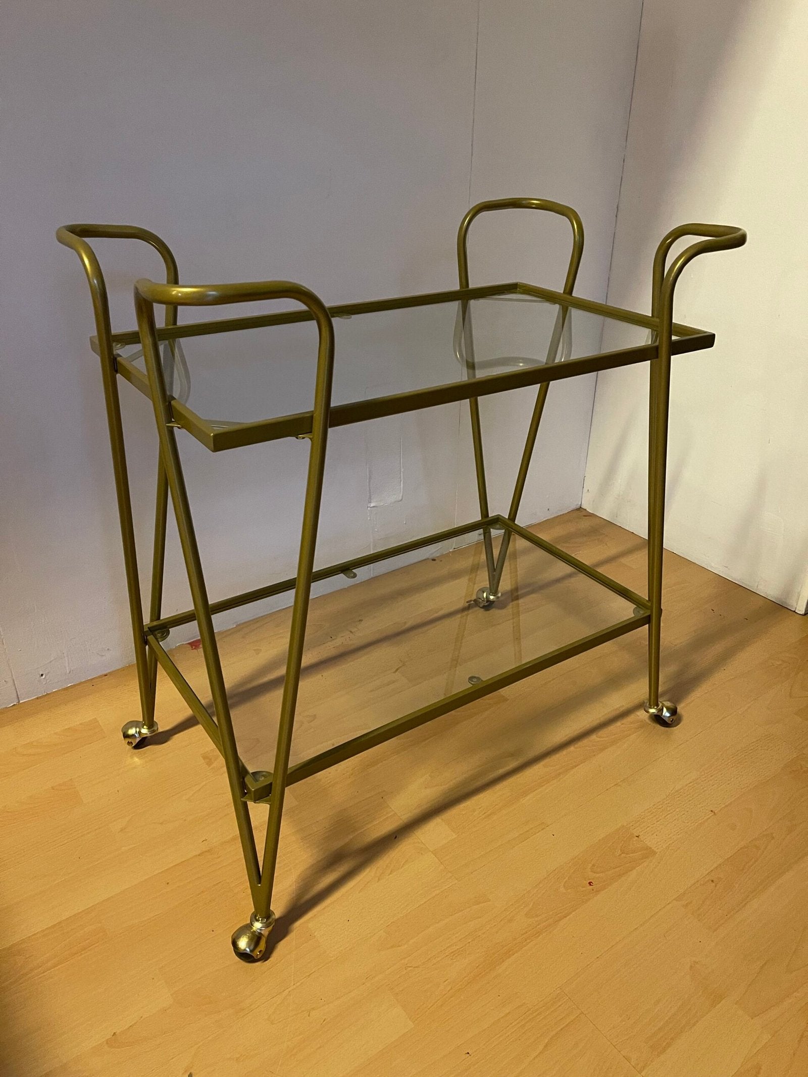 Carrello portavivande in ottone e vetro