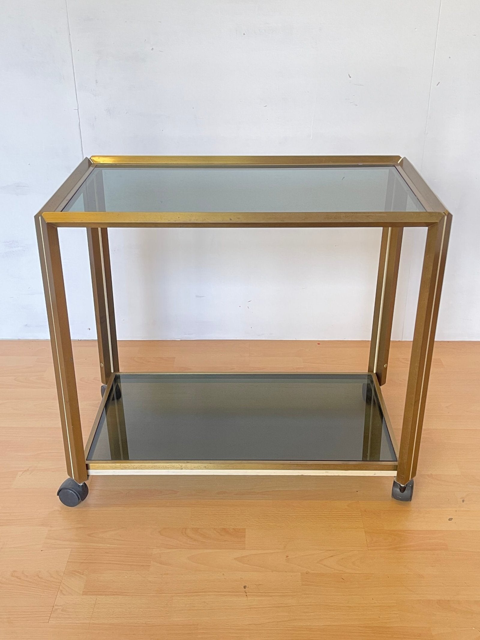 Carrello Bar vintage in Ottone e Vetro Fumé - Stile Hollywood Regency