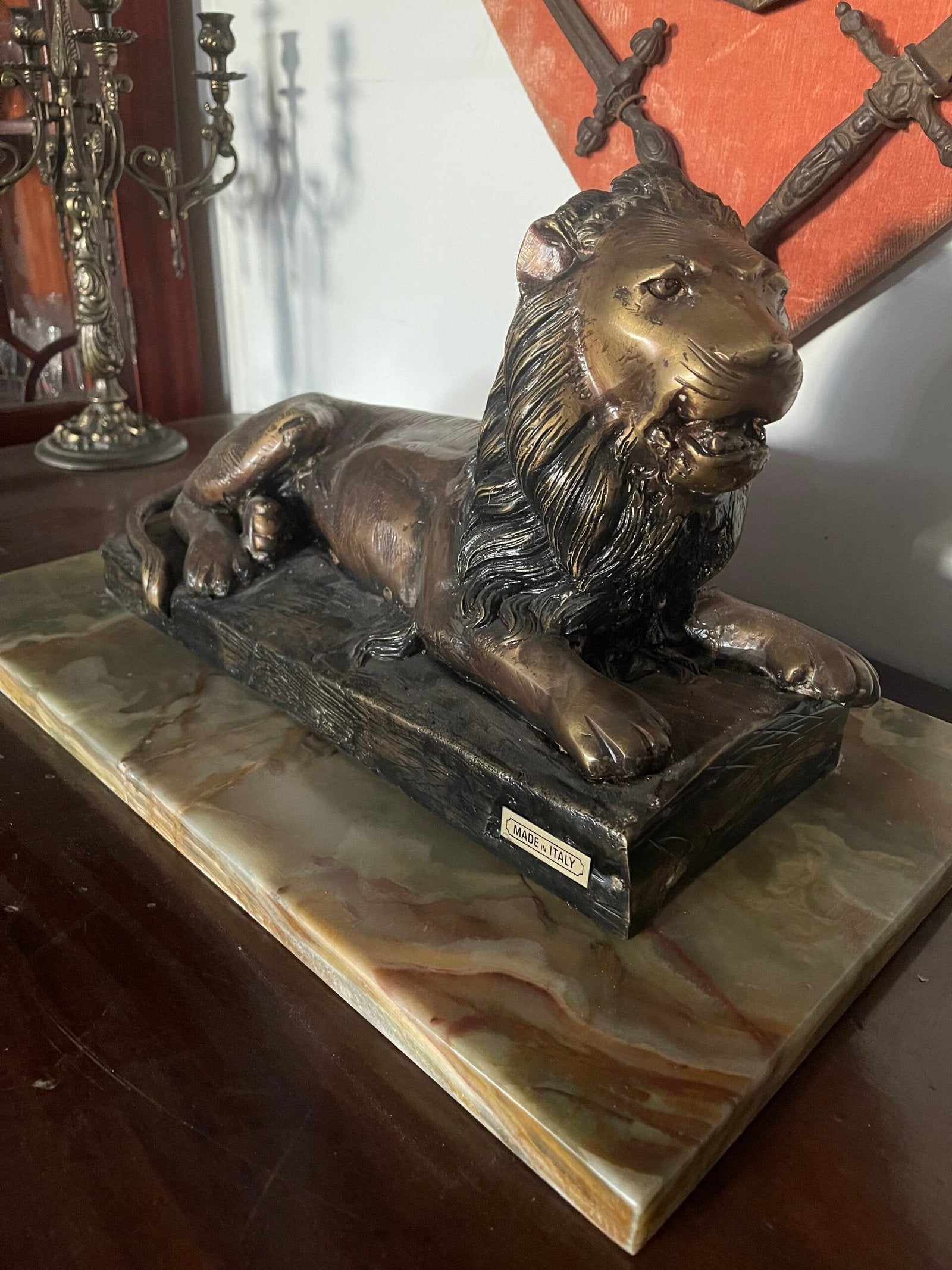 Scultura in ottone a forma di elefante