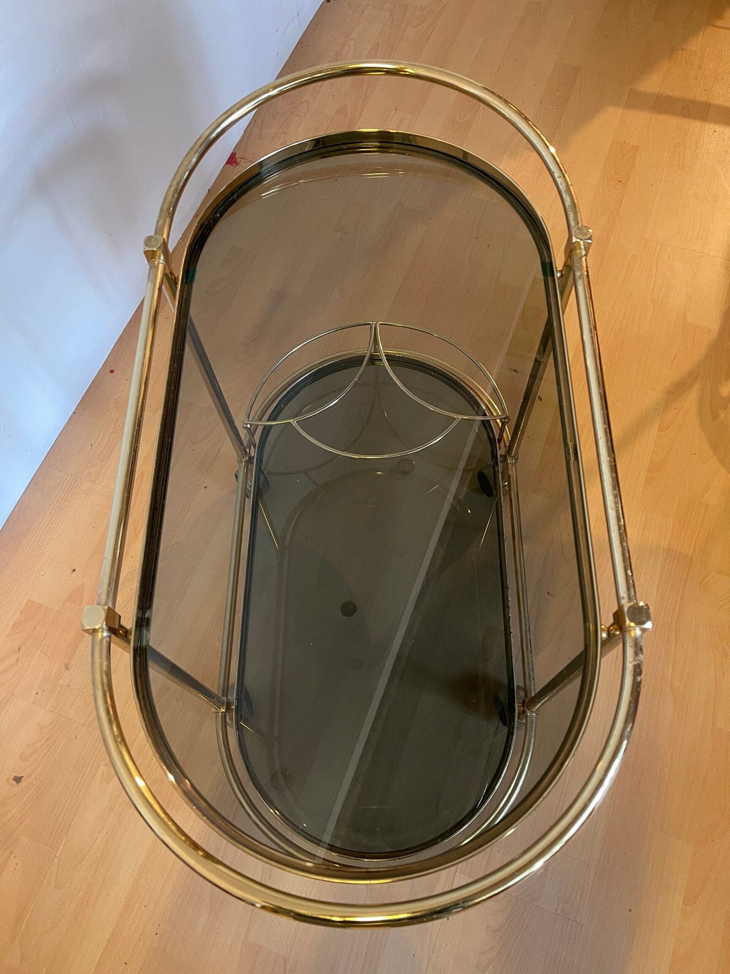 Carrello Bar vintage in Ottone - Design Ovale con Vetro Fumé
