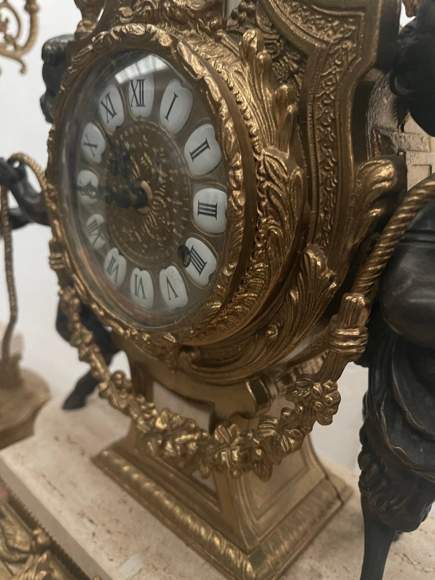 Maestoso Trittico da Camino a Bronzo Dorato e Marmo