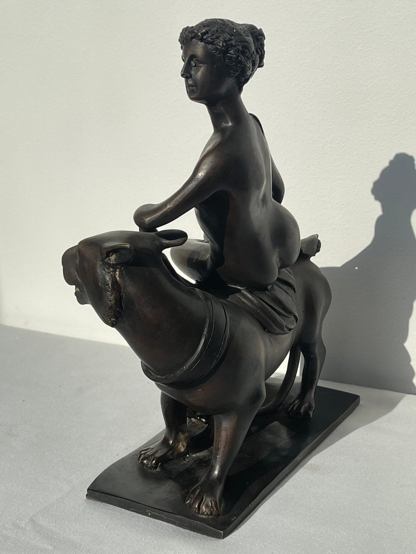 Scultura in Bronzo – Donna Nuda su Pantera