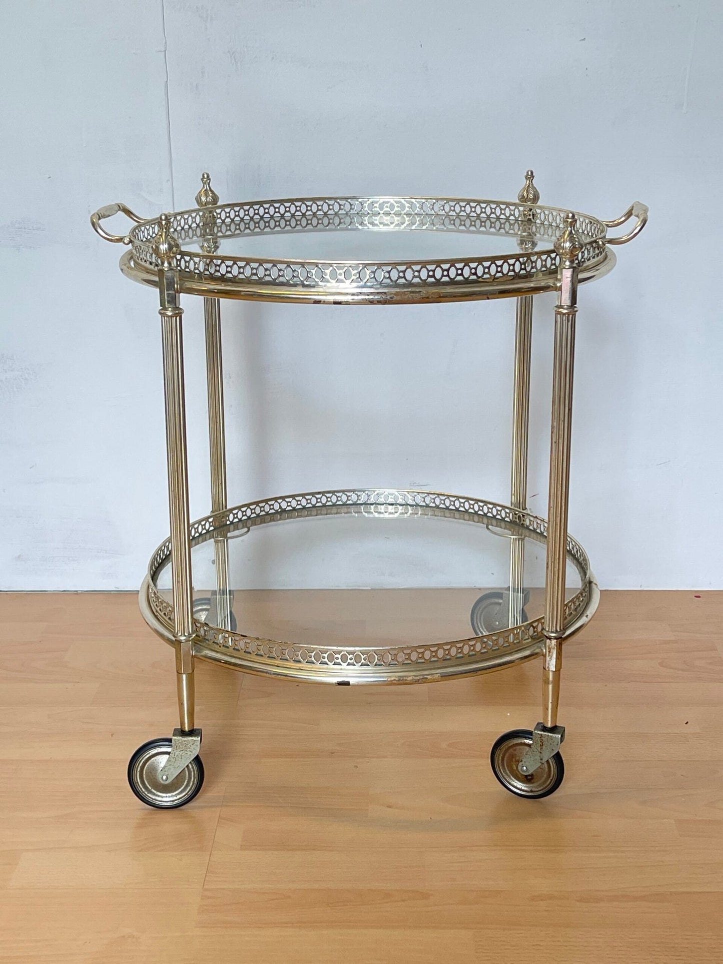 Carrello bar italiano in metallo argentato e vetro degli anni 90