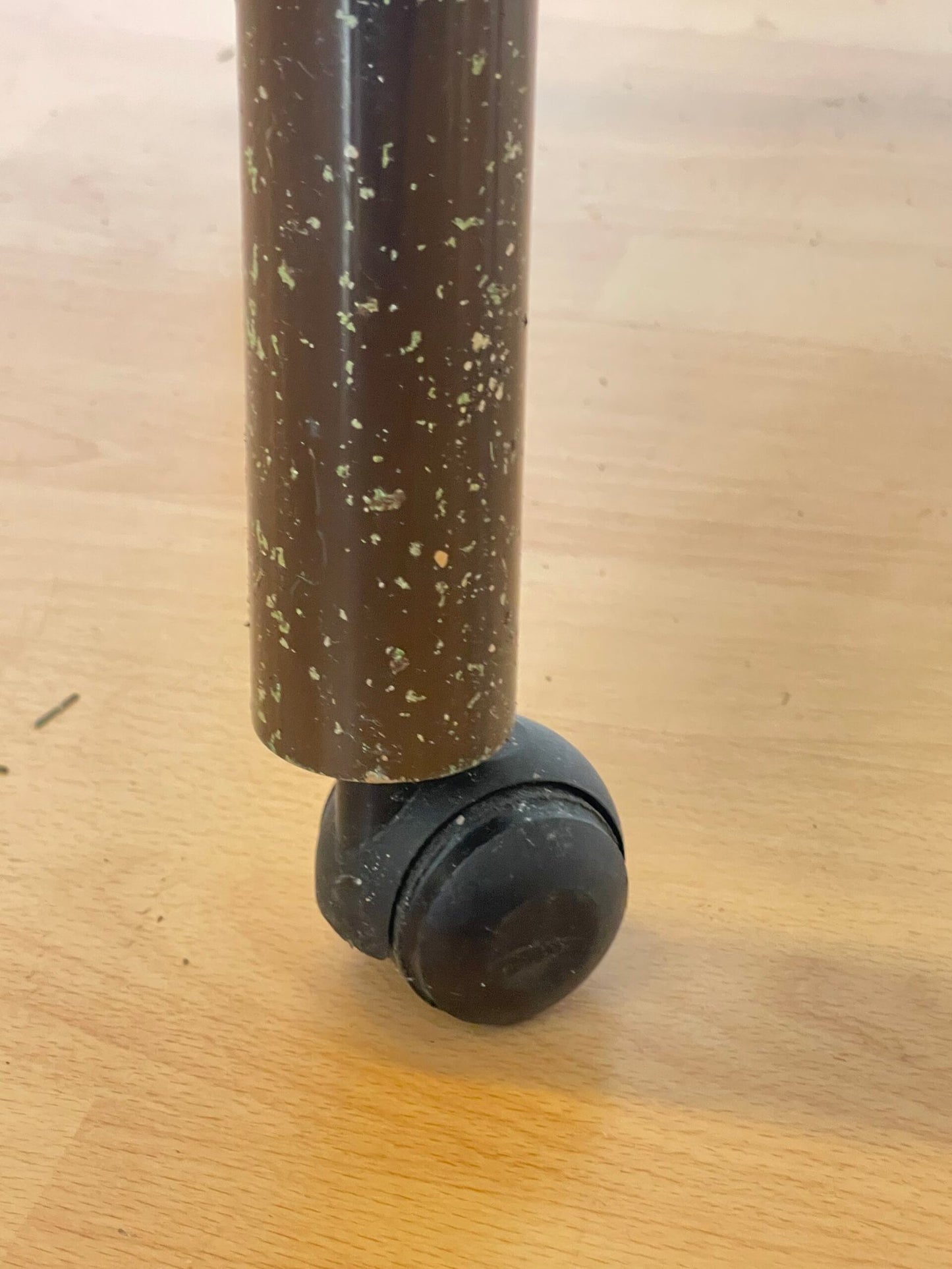 Carrello vintage in Vetro e Metallo con dettagli Dorati