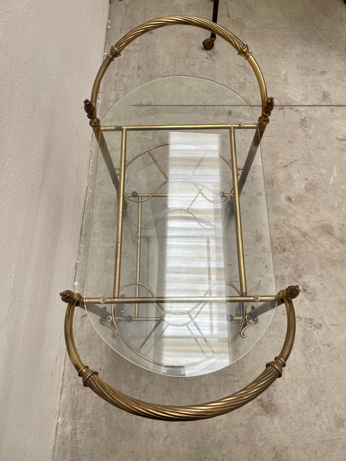 Carrello da tè/bar in ottone e vetro, stile vintage anni '50