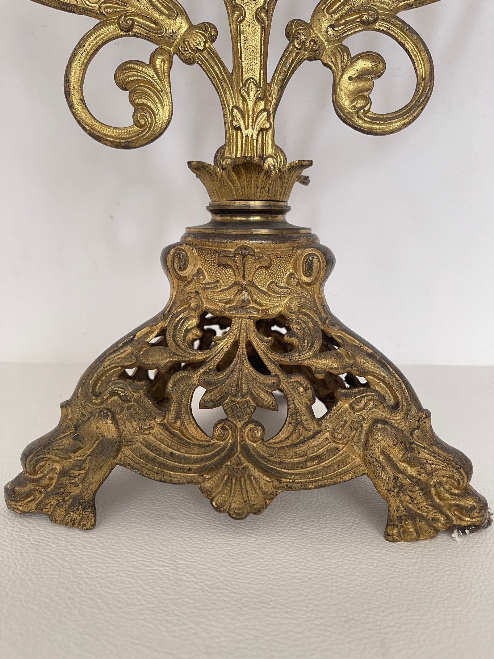 Candelabro Barocco a 5 Fiamme in Ottone Dorato - Stile Antico