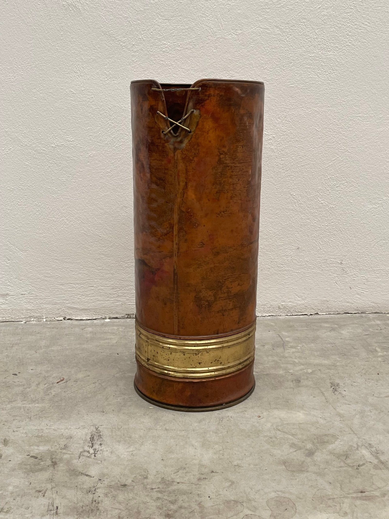 Antico portaombrelli