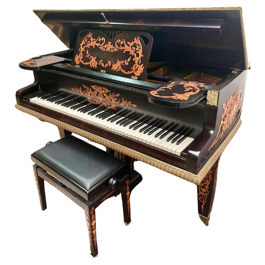 Pianoforte tedesco con preziosi legni di frutta e intagli 1930