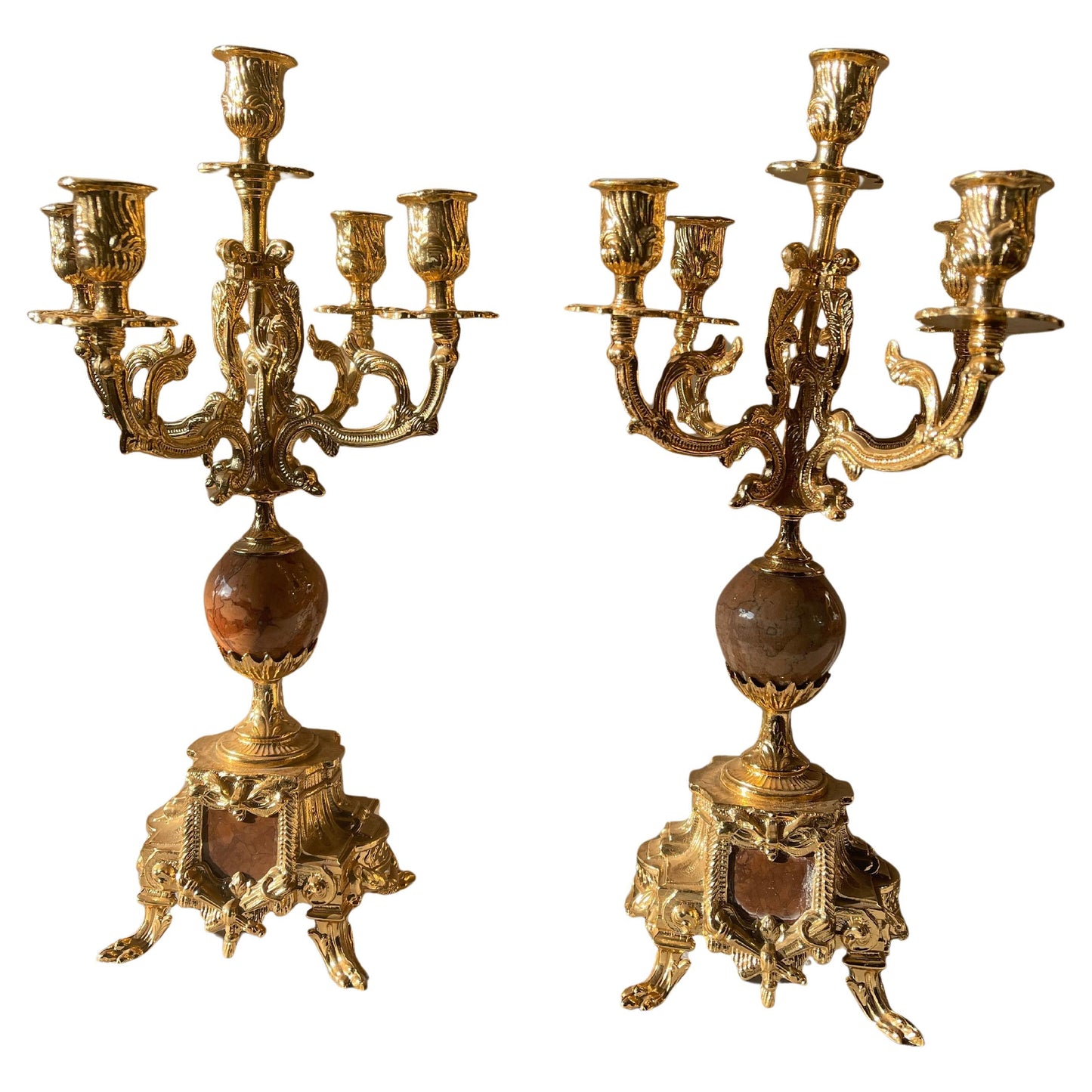 Bellisima Coppia di candelabri in bronzo dorato a cinque fiamme stile francese