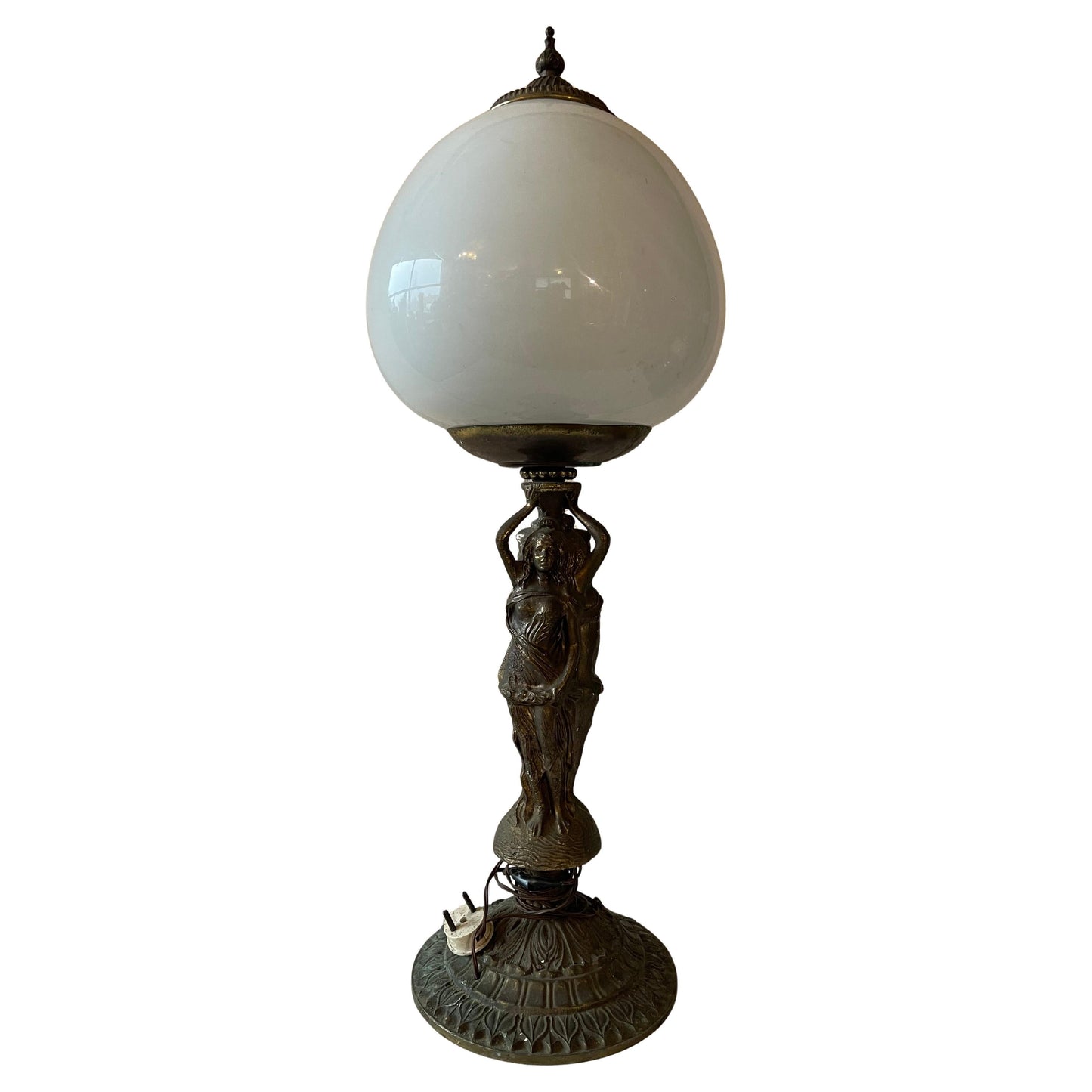 Lampada da tavolo ladies in bronzo e vetro bianco opale anni '50