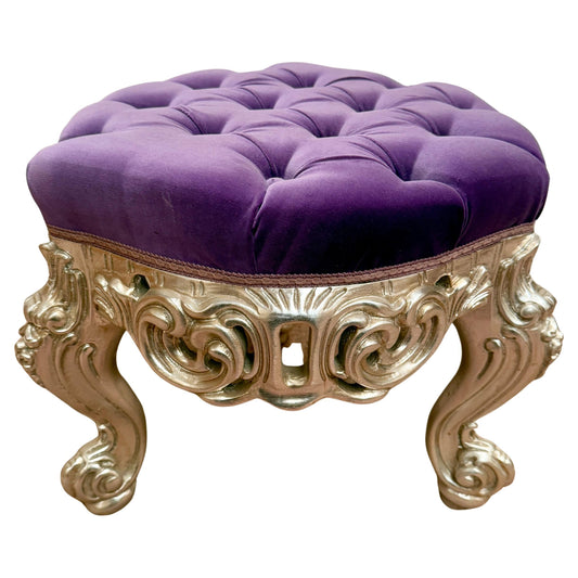 Pouf di lusso in legno intagliato argentato italian XX secolo colore viola