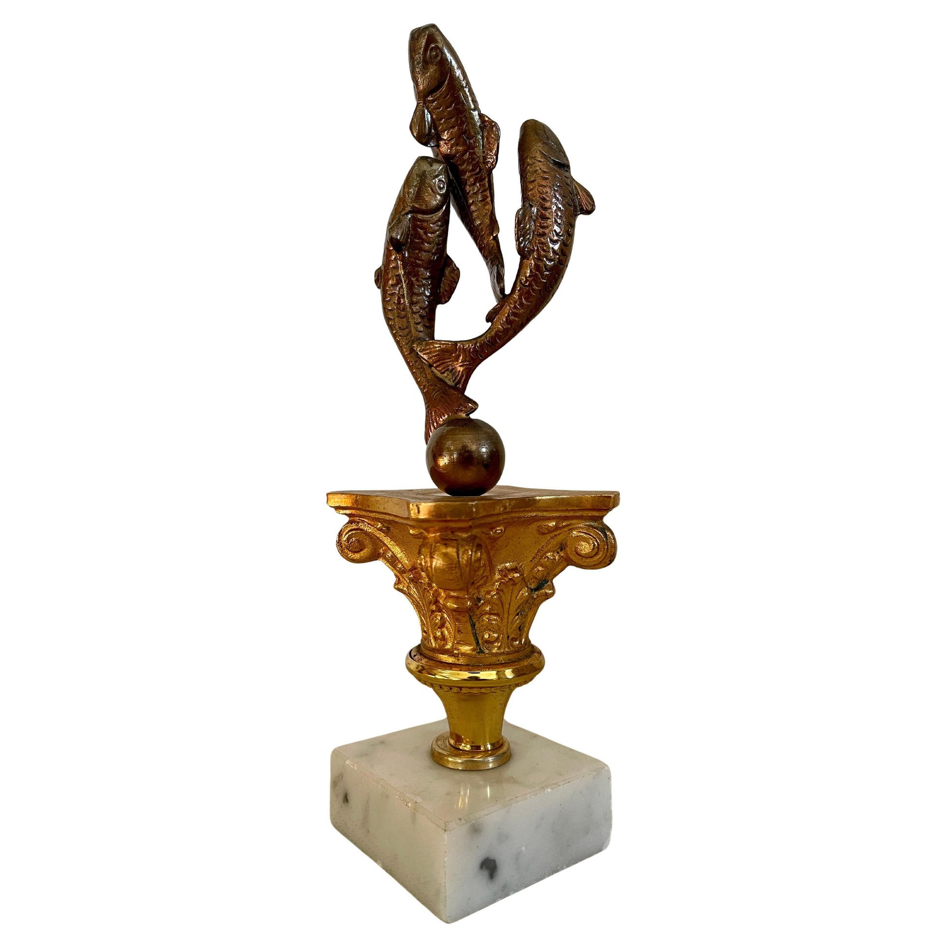 Scultura trofeo di pesca d'epoca in bronzo e marmo XX secolo italiano