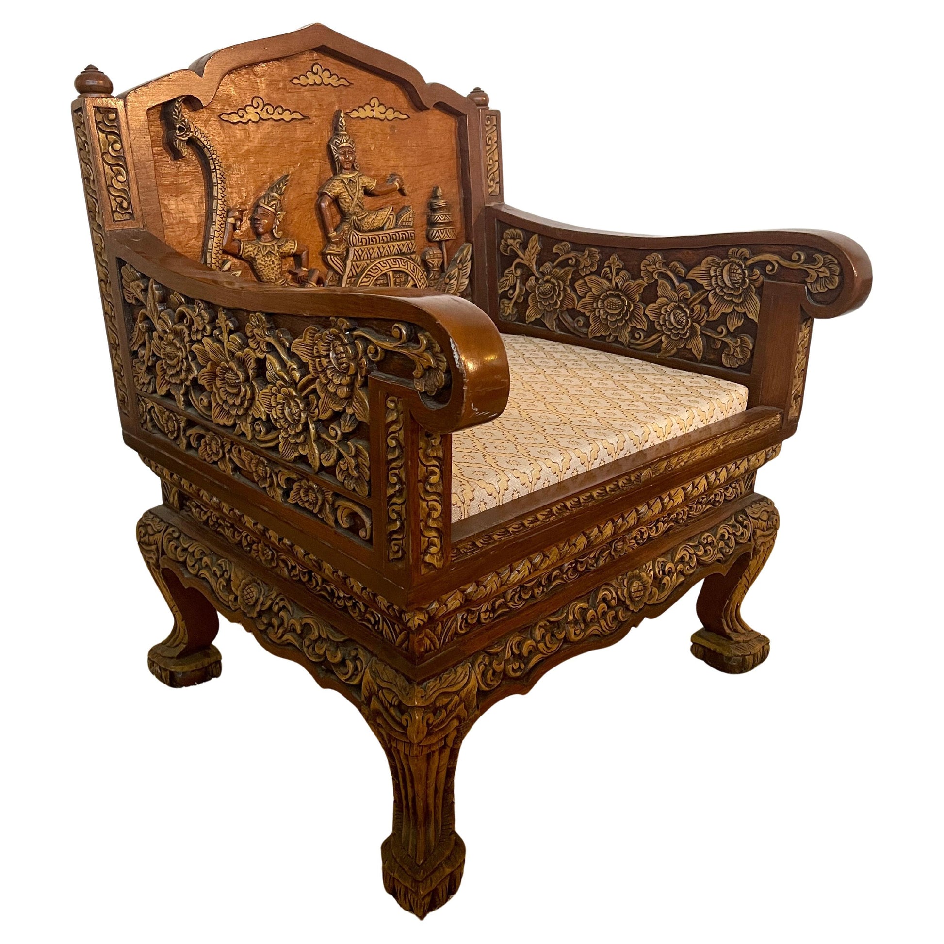 Grande poltrona antica tailandese in legno intagliato a mano del XIX secolo