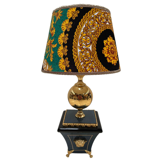 Elegante lampada da tavolo stile francese, XX secolo